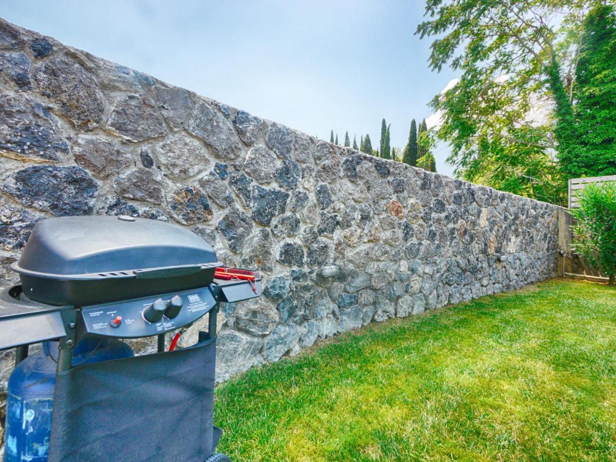 Cozy Family Friendly Apartment With Large Garden Close To Beaches - Dirella Kynopiastai Luaran gambar