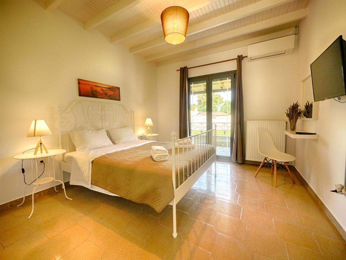 Cozy Family Friendly Apartment With Large Garden Close To Beaches - Dirella Kynopiastai Luaran gambar