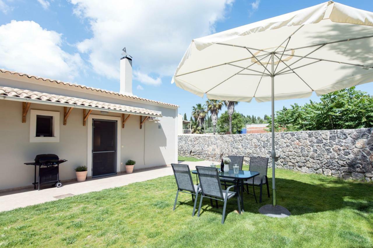 Cozy Family Friendly Apartment With Large Garden Close To Beaches - Dirella Kynopiastai Luaran gambar